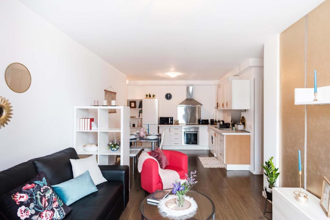 Stylish And Chic City Center Apartment With Wifi La Laguna  Eksteriør billede